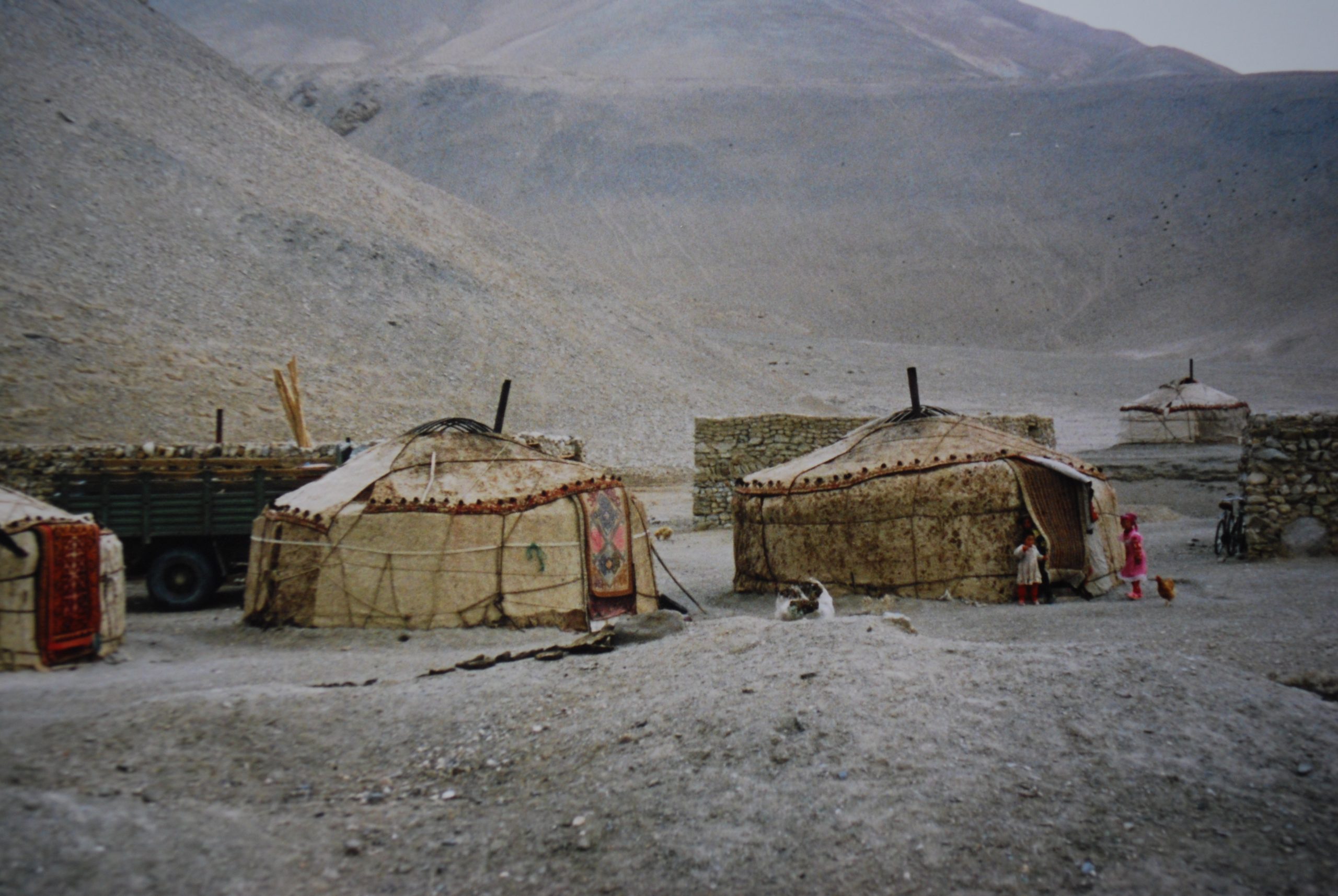 Passer une nuit dans une yourte traditionnelle kirghize  un hébergement insolite