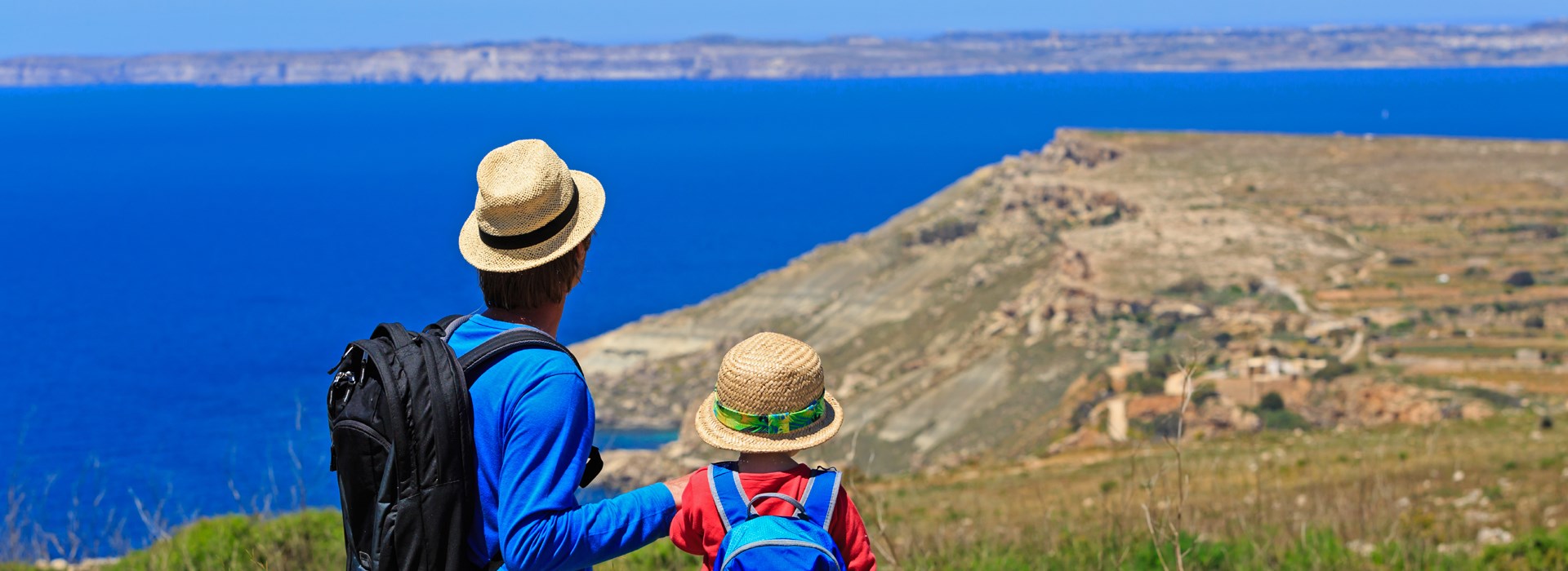 Les meilleures destinations estivales pour les parents solo voyageant avec leurs enfants